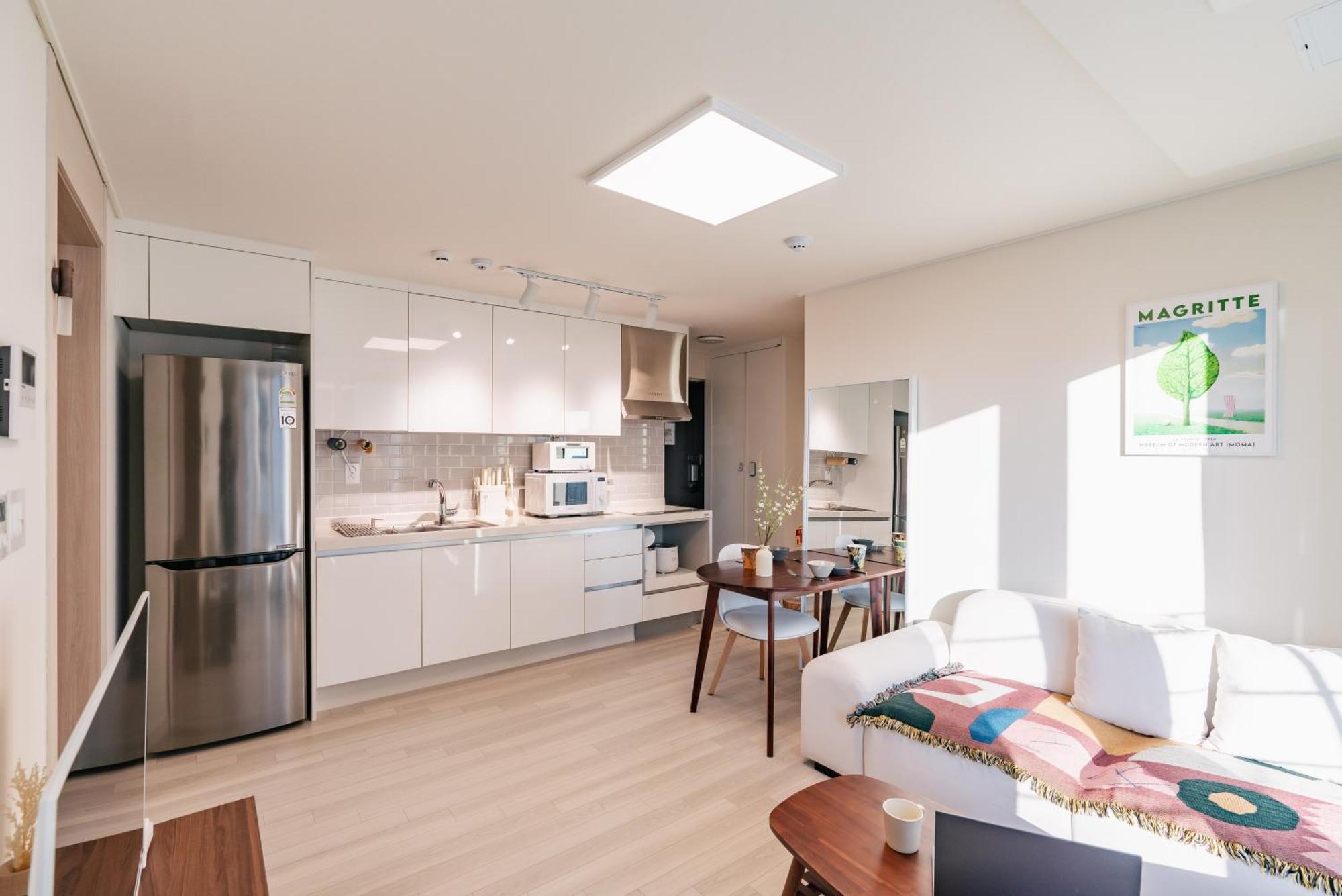 Staylim - Botanic Park, Airport Apartment Seoul